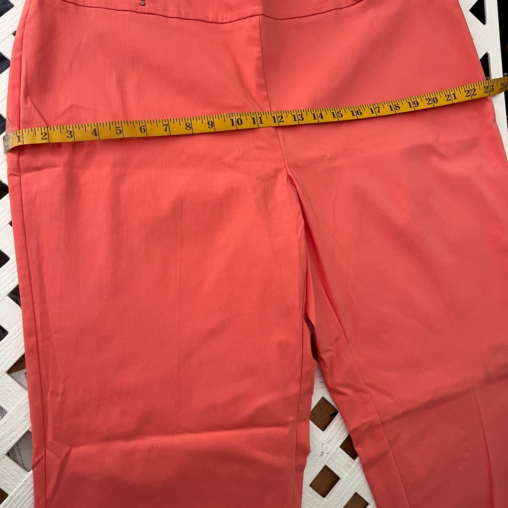 JM Collection Rivet-Detail Capri Pants - 2X - New - Picture 6 of 7